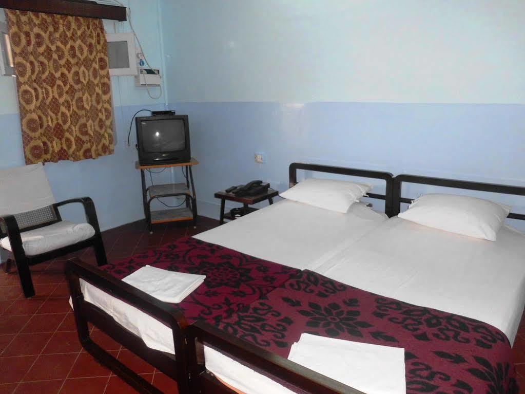 Hotel Mysore Dasaprakash מראה חיצוני תמונה