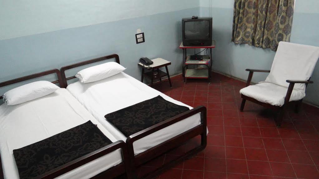 Hotel Mysore Dasaprakash מראה חיצוני תמונה
